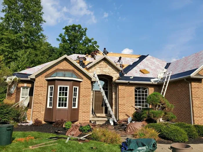 A & J Roofing and Siding Picture 1