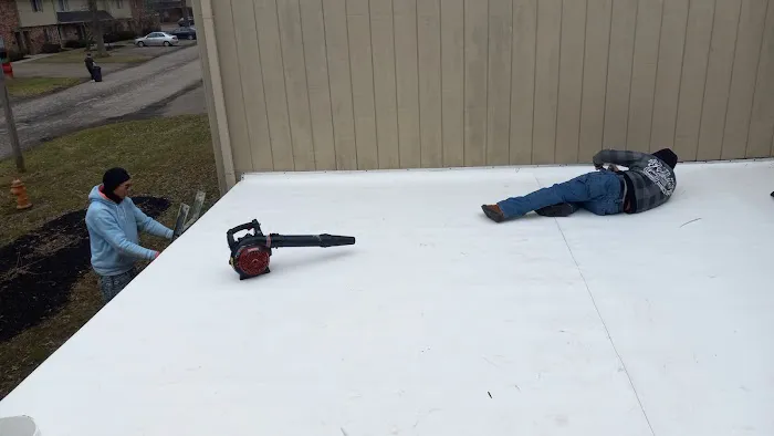 A & J Roofing and Siding Picture 6