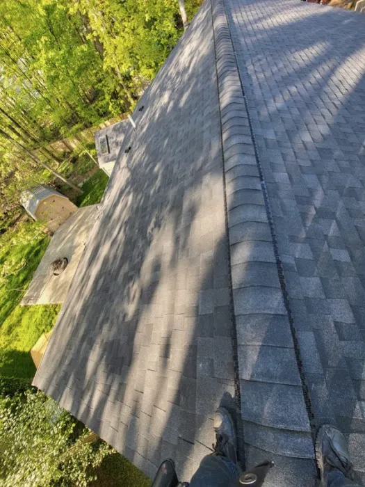 A & J Roofing and Siding Picture 8