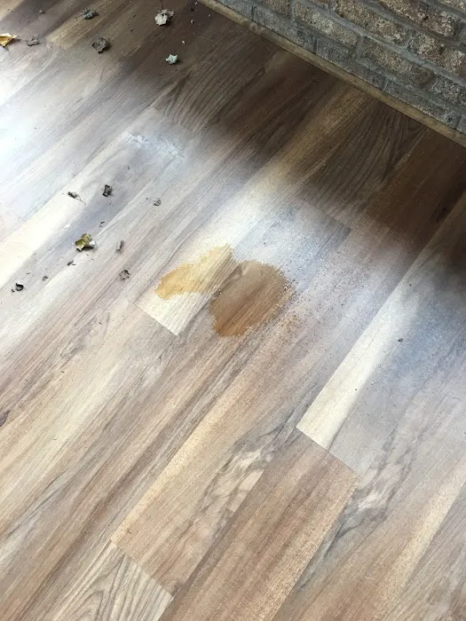 J & V Roofing & Home Improvement Picture 1