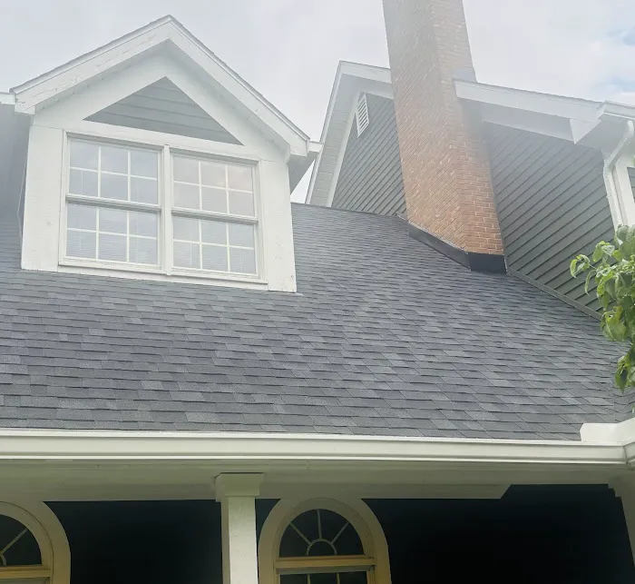 Forestal Roofing & Siding LLC Picture 2