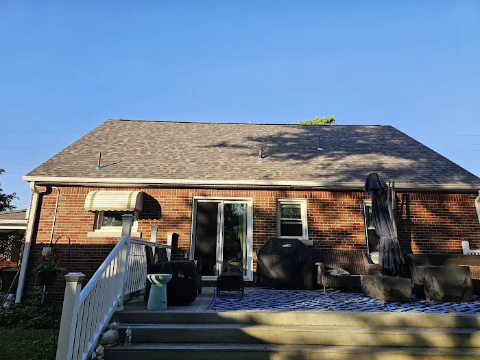 Pinnacle Roofing & Construction Co. Picture 3