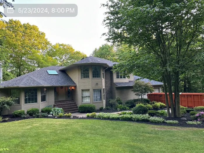 Pinnacle Roofing & Construction Co. Picture 8