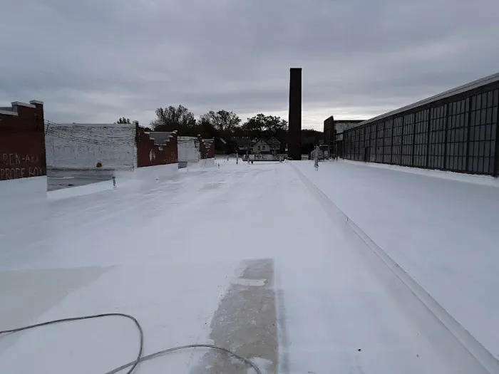 ROI Roofing and Supply Picture 5