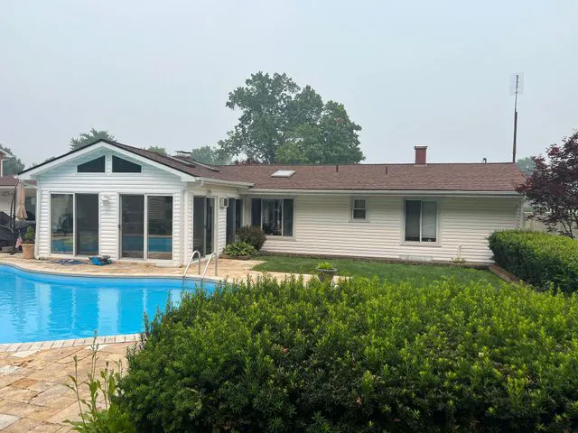 YTown Roofing LLC Picture 3