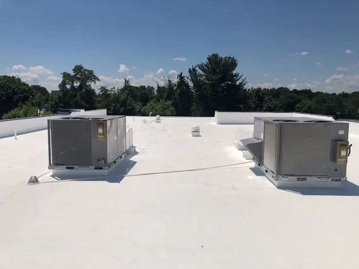 JB Commercial Roofing Picture 1