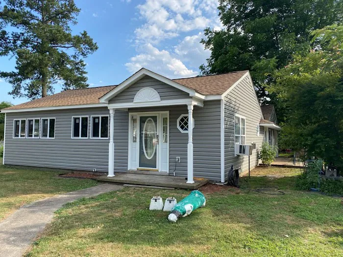 Jayhawk Exteriors Picture 2