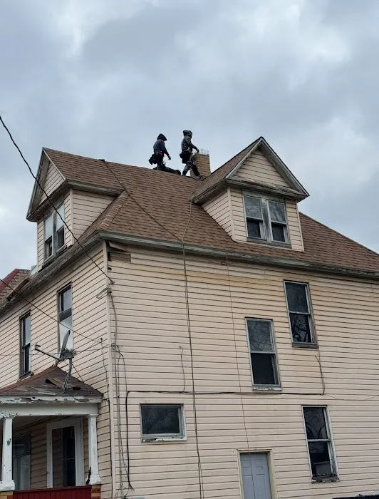 Macks Repair Service Picture 1