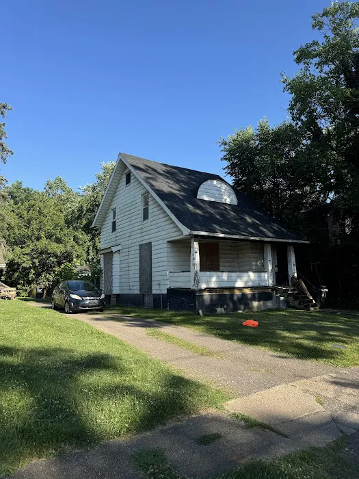 Macks Repair Service Picture 9