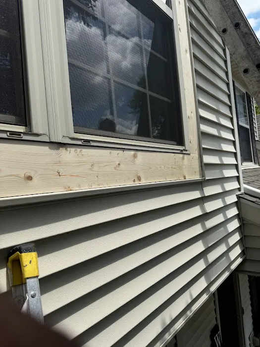 Macks Repair Service Picture 6