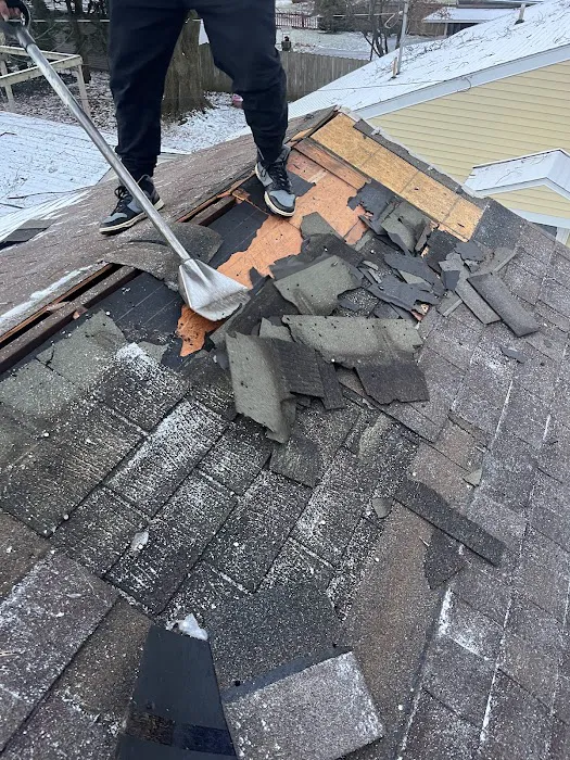 Uptop roofing LLC Picture 5