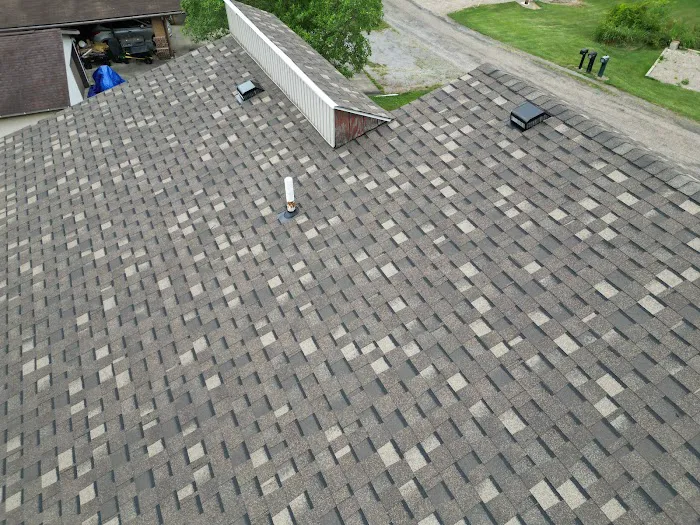 C. Roberts Roofing & Construction Picture 2