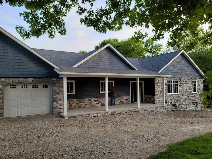 CREW 2 CONSTRUCTION LLC Picture 1