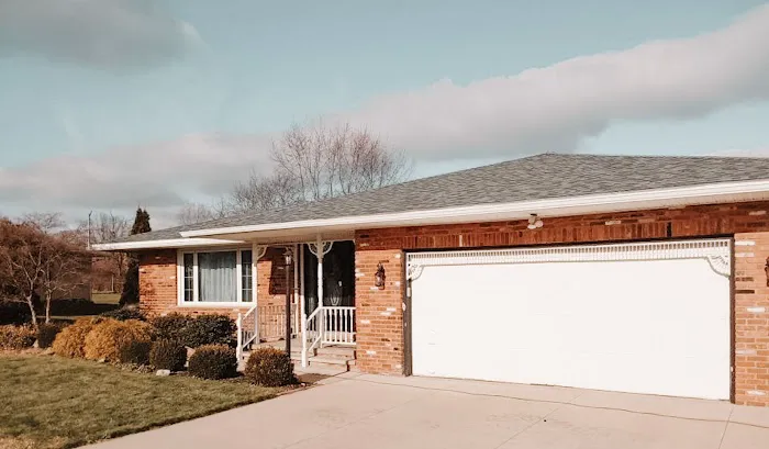 MK Roofing & Construction Picture 7