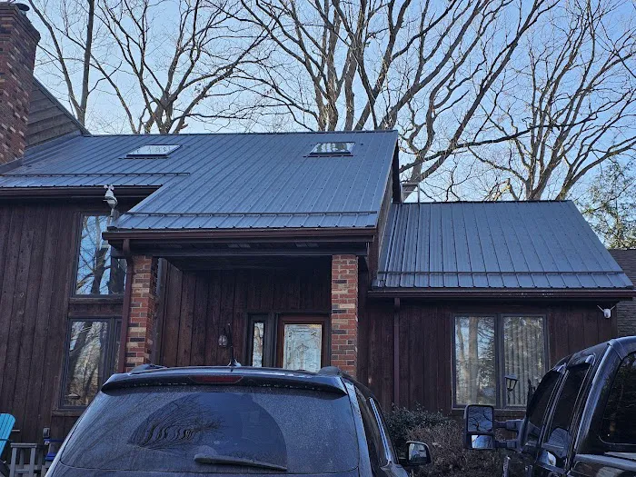 MK Roofing & Construction Picture 10