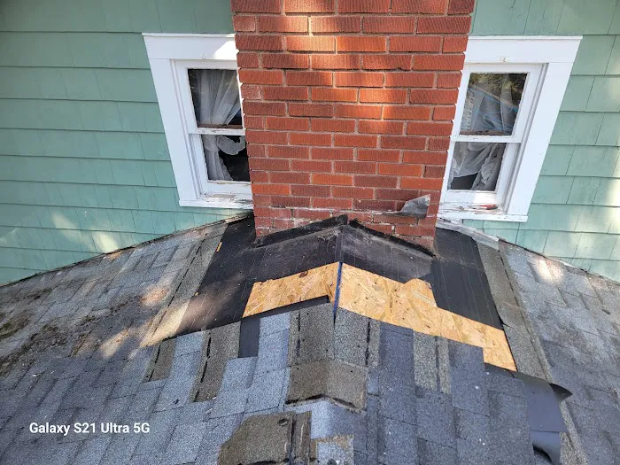 ACM Roofing and Repairs Picture 2