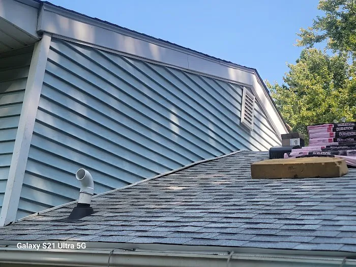 ACM Roofing and Repairs Picture 4