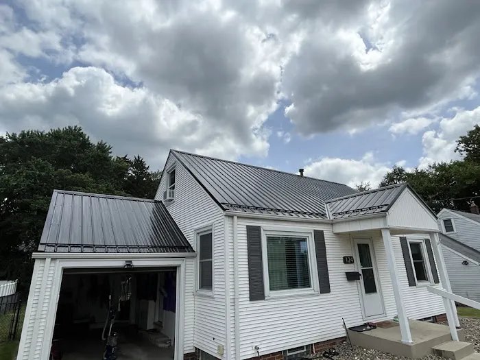 Yoder Roofing & Disposal Picture 3