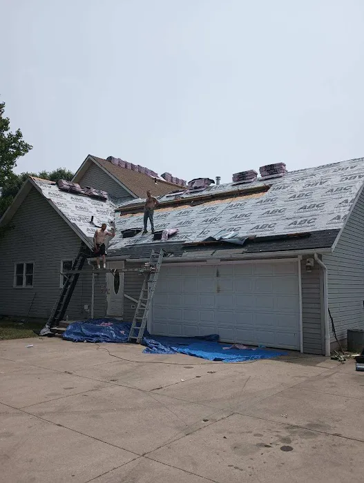 Meltons Affordable Roofing - Roofing Service in Rootstown OH Picture 9