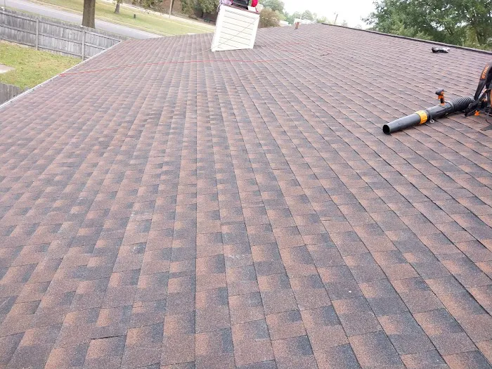 Matthew Roofing and Siding LLC Picture 2