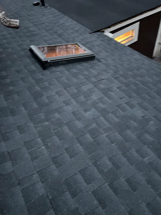 Lorenzo's Roofing & Construction LLC Picture 10