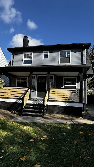 CAPITAN'S ROOFING & FENCE LLC Picture 10