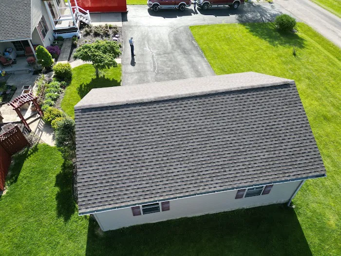 DM Roofing Siding & Windows Picture 2