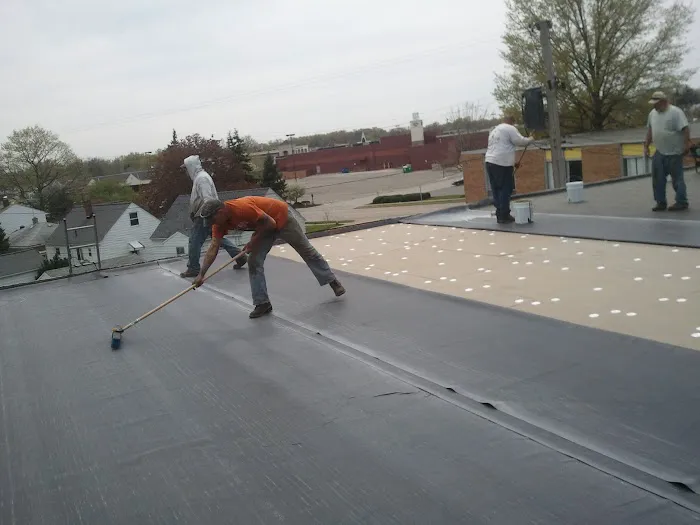 MacGregor Roofing and Construction Picture 2
