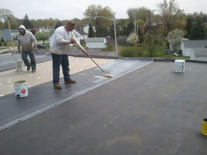 MacGregor Roofing and Construction Picture 4