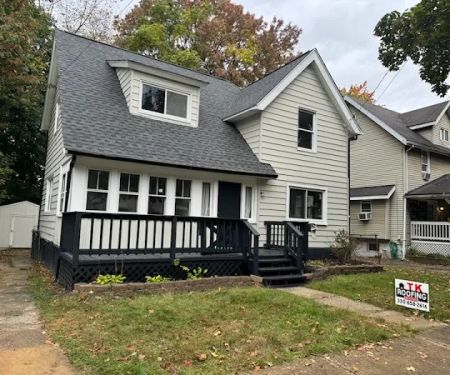 TK Roofing & Gutters