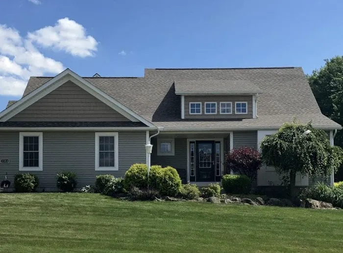 TK Roofing & Gutters Picture 2