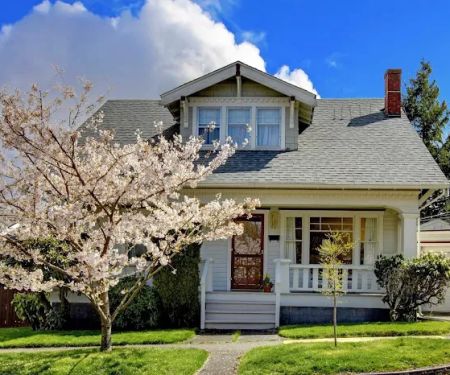 Collins Builders & Roofers Inc