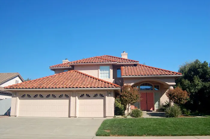 Collins Builders & Roofers Inc Picture 4