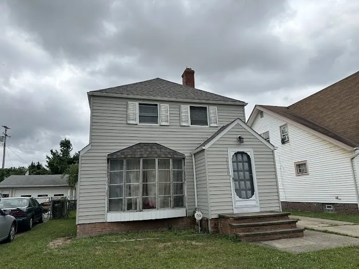 Ken's Parkhill Roofing Picture 6