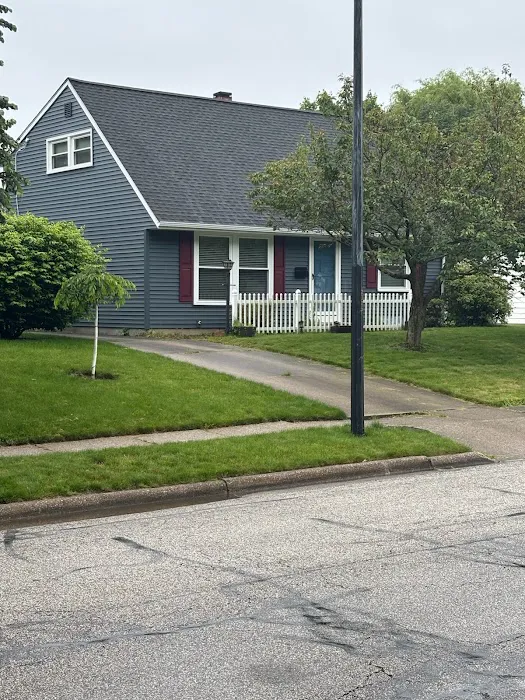 M. R. Plank Roofing Picture 1