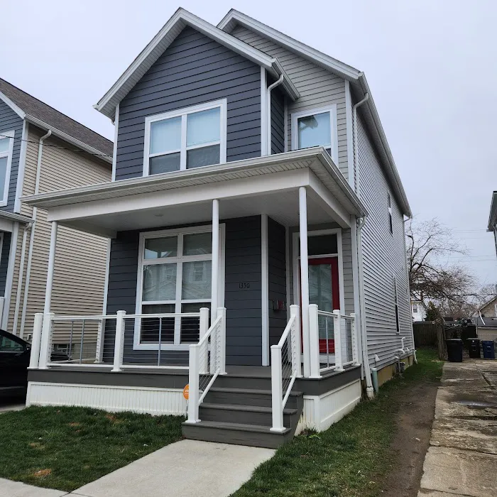 Home Exteriors Picture 10