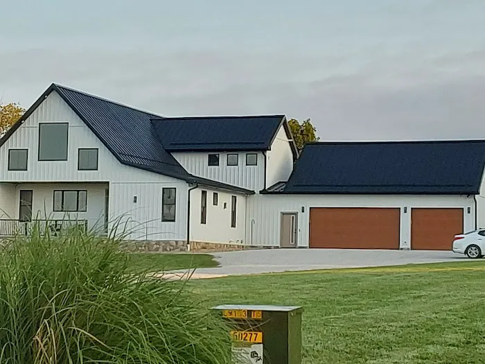 Miller Roofing & Exteriors Picture 10