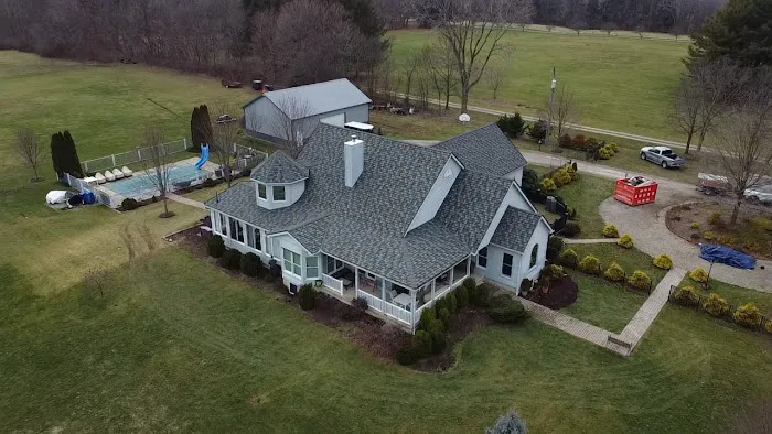 Creekside Roofing and Decks Picture 9