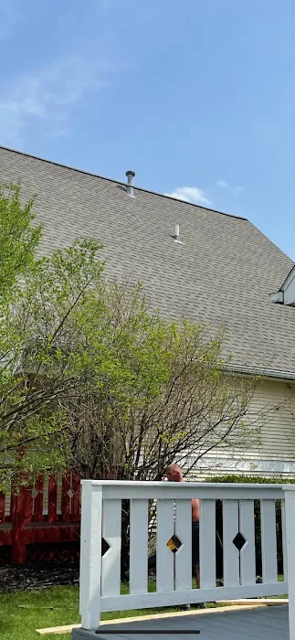 J & M Roofing & Exteriors LLC Picture 5