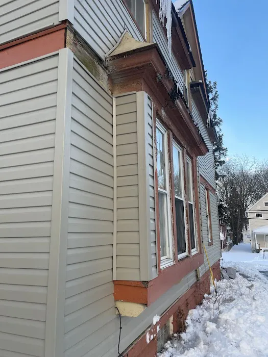 J & M Roofing & Exteriors LLC Picture 7