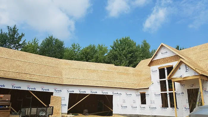 H & M Roofing And Exteriors LLC Picture 5