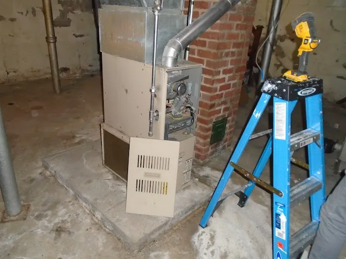 Reader Roofing Heating and Cooling Picture 7