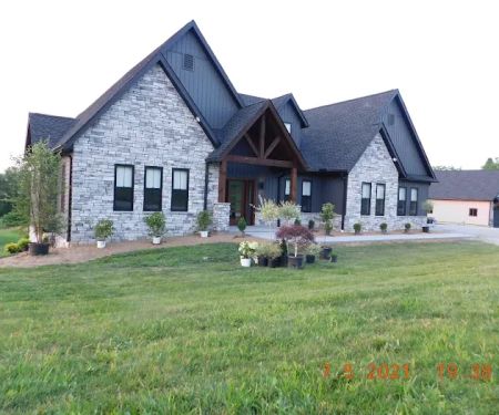 663 Roofing & Exteriors