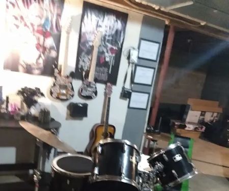 Premier Roof Systems Inc