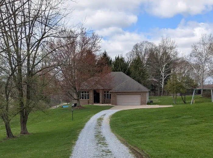 Troyer Roofing & Construction Picture 2