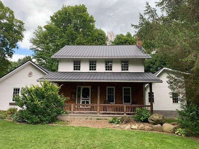 Troyer Roofing & Construction Picture 7