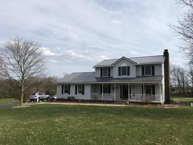 Troyer Roofing & Construction Picture 10