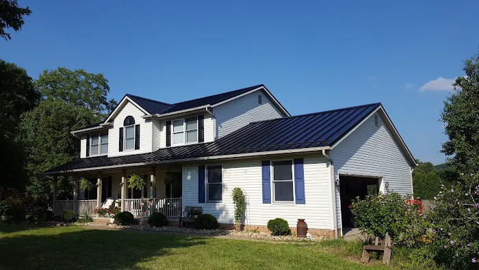 S & M Roofing Picture 3