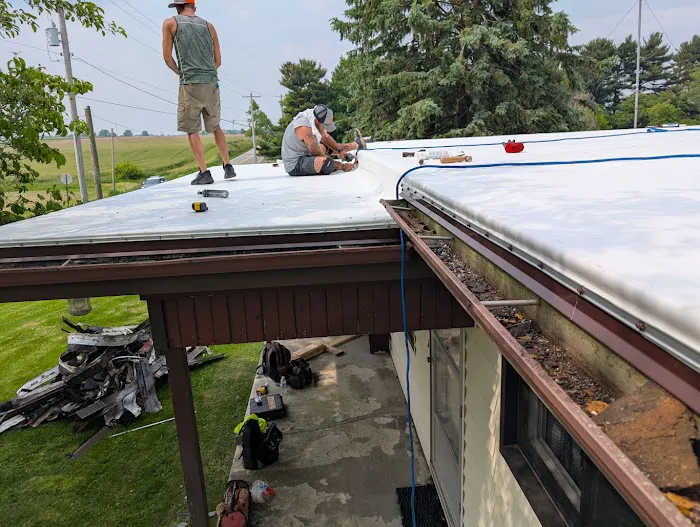 Edwards Roofing & Sheet Metal Picture 2