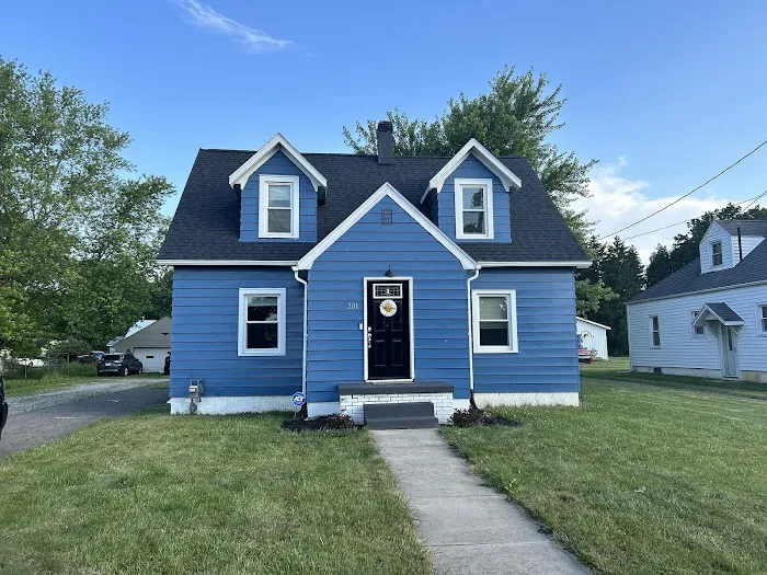 Country Roofing & Exteriors LLC Picture 2